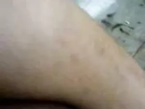 पति के लिए बांग्लादे ...