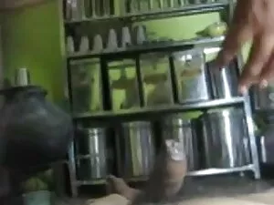 ईबोनी गाल सेक्सी फिल ...