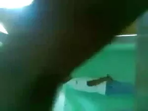 मिल्फ ने सुबह-सुबह प ...