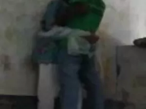 सुनहरे बालों वाली से ...