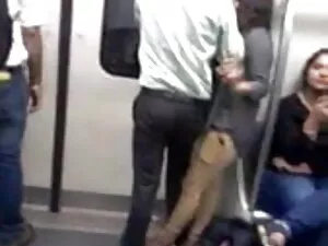 टॉर्चर फूहड़ सेक्स फ ...