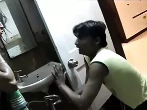 हॉट महिला सेक्सी फिल ...