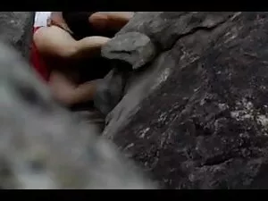 लिंडा जेड, जेनिफर सै ...
