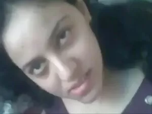 गर्म विदेशी लड़की ने ...