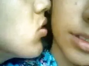 श्यामला के किशोर अमा ...