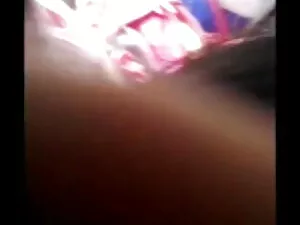 किंकी फुल एचडी में स ...